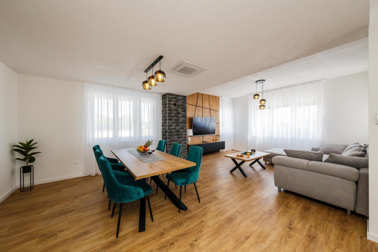 Villa Luka Kaštela Εξωτερικό φωτογραφία